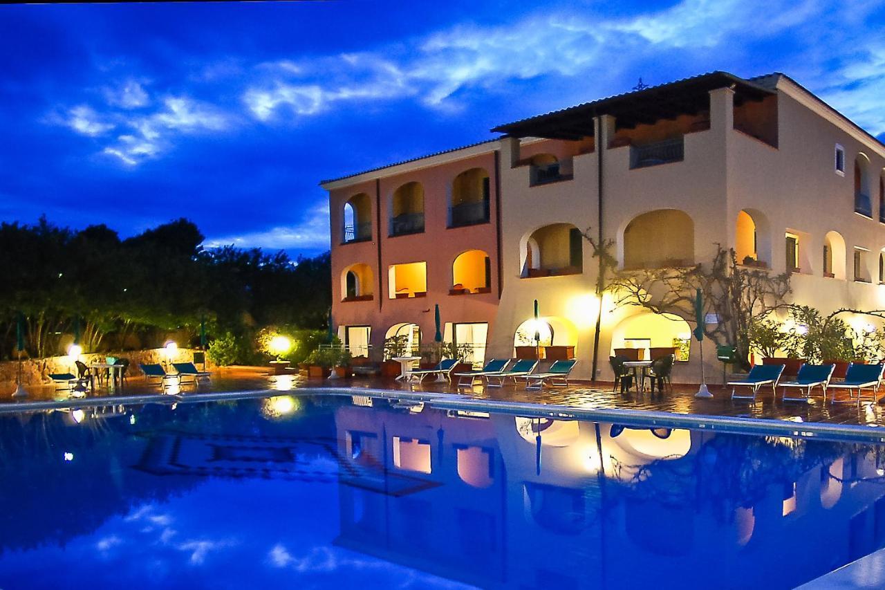 Nicolaus Club Torre Moresca Orosei Ngoại thất bức ảnh