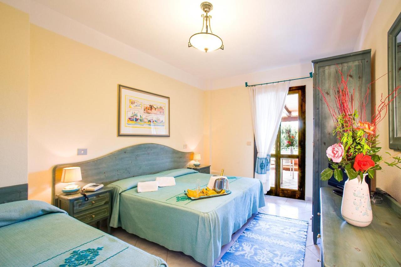 Nicolaus Club Torre Moresca Orosei Ngoại thất bức ảnh