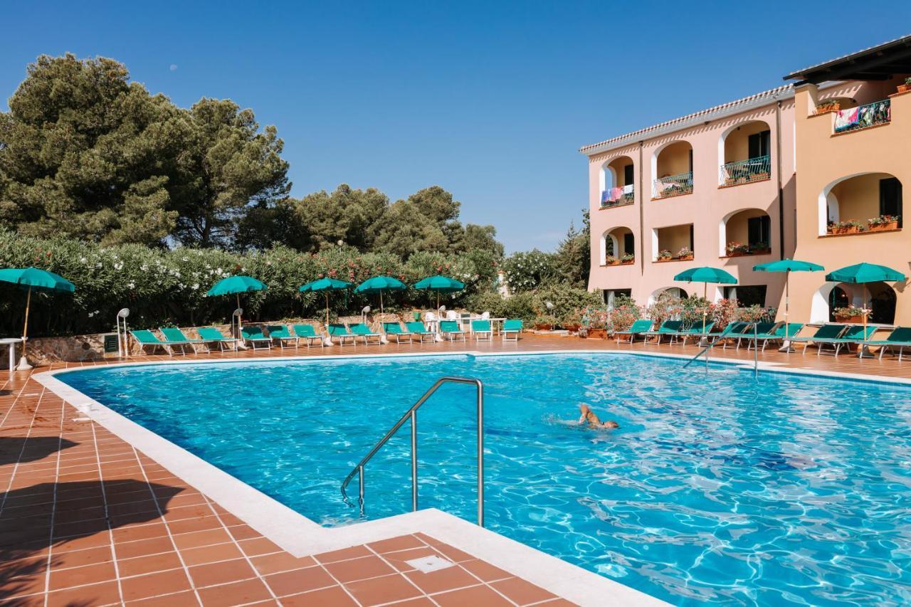 Nicolaus Club Torre Moresca Orosei Ngoại thất bức ảnh