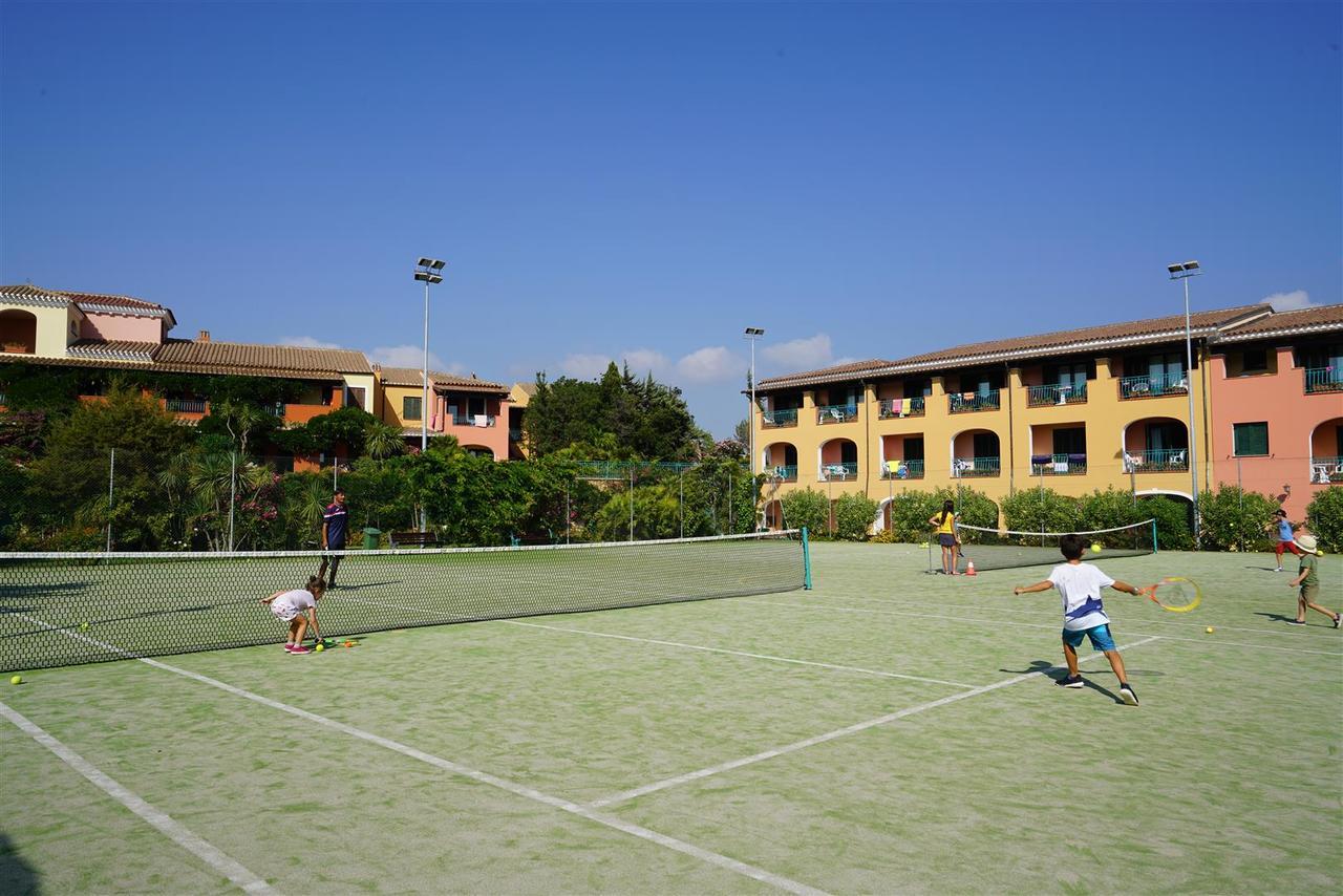 Nicolaus Club Torre Moresca Orosei Ngoại thất bức ảnh