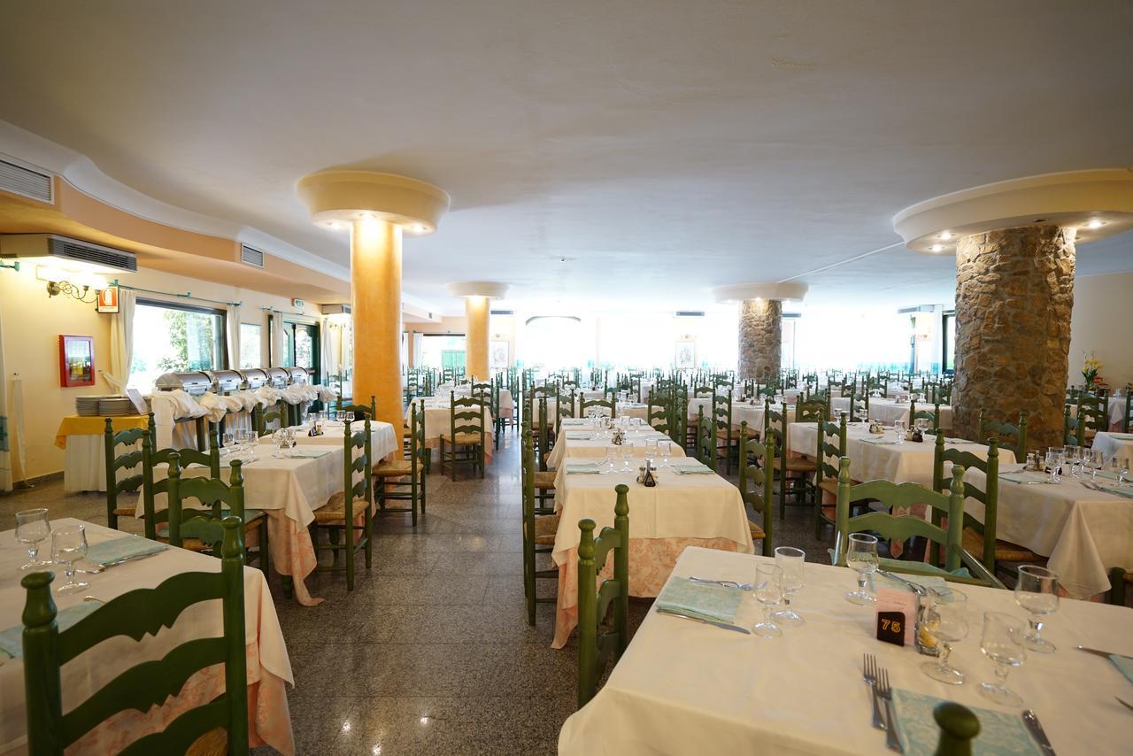 Nicolaus Club Torre Moresca Orosei Ngoại thất bức ảnh