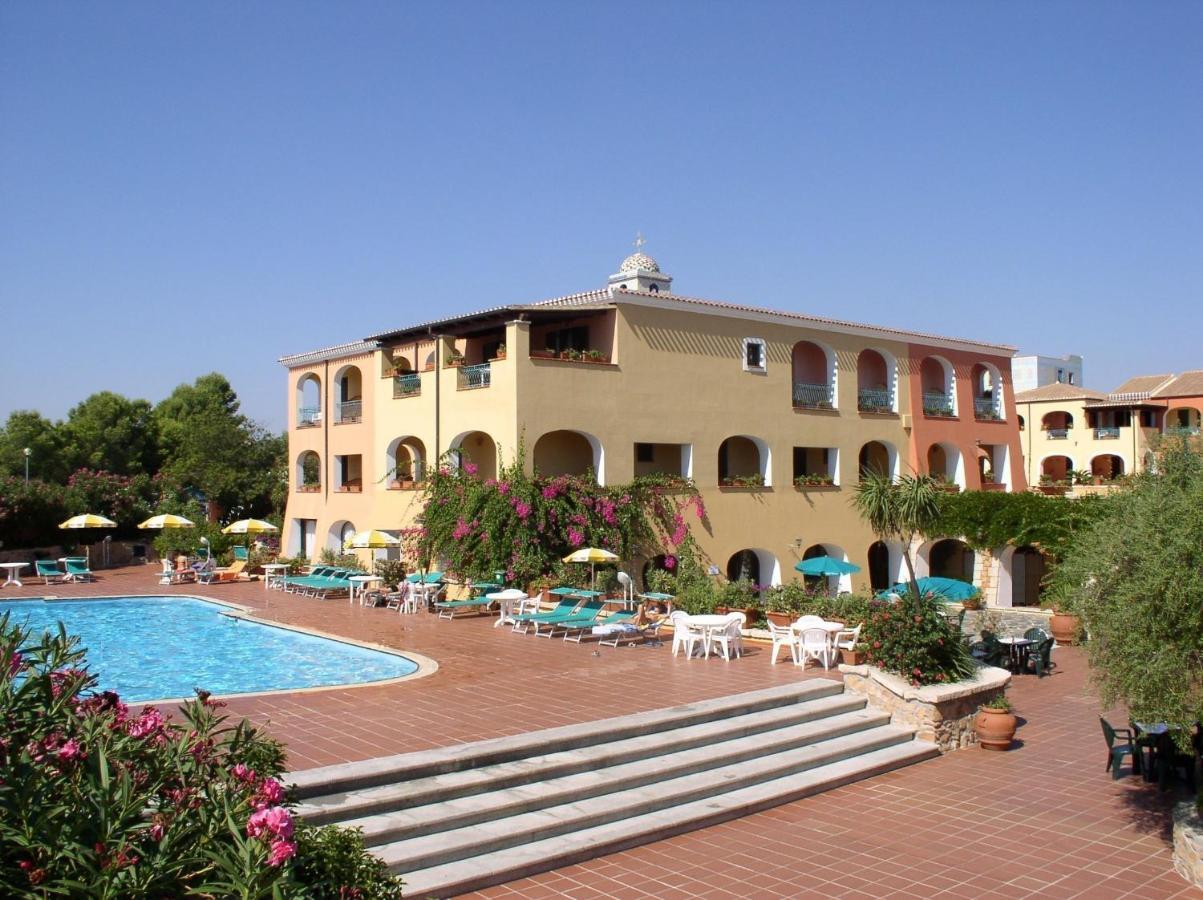 Nicolaus Club Torre Moresca Orosei Ngoại thất bức ảnh